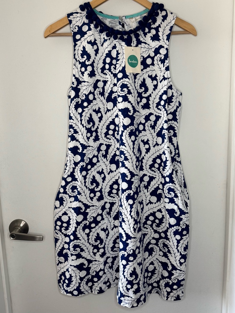 BODEN Shift Dress 50’s Beach Blue & White Print Neck Chenille Pom Poms NEW US 8